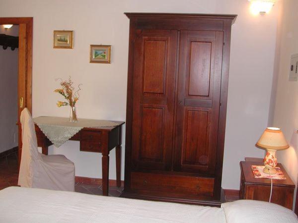 Casale Il Colombaio Di Toiano Casa de hóspedes Valli Exterior foto