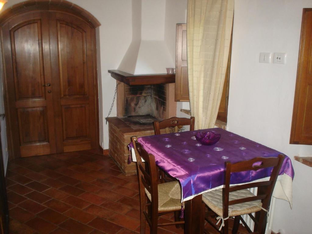 Casale Il Colombaio Di Toiano Casa de hóspedes Valli Quarto foto