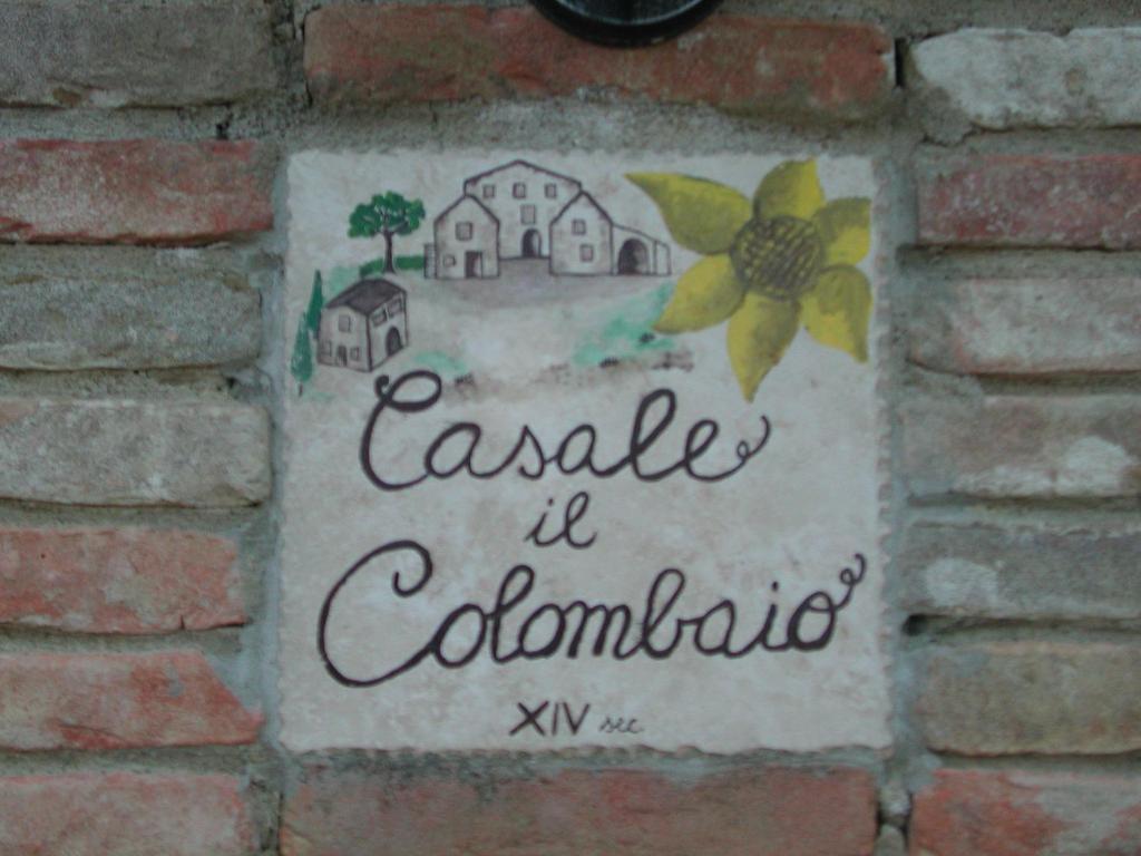 Casale Il Colombaio Di Toiano Casa de hóspedes Valli Exterior foto